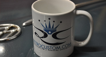 RETRO CUSTOM MUGS